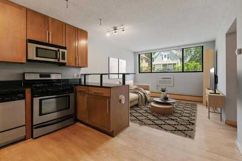 2530 1st Avenue S, Minneapolis, MN 55404