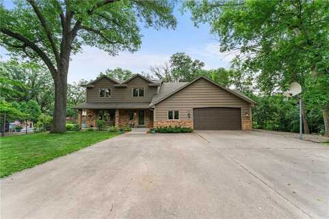 9755 Egret Boulevard NW, Coon Rapids, MN 55433