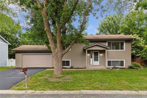 156 Carver Square, Waconia, MN 55387