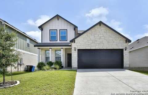 4113 Paddock Trail, Seguin, TX 78155