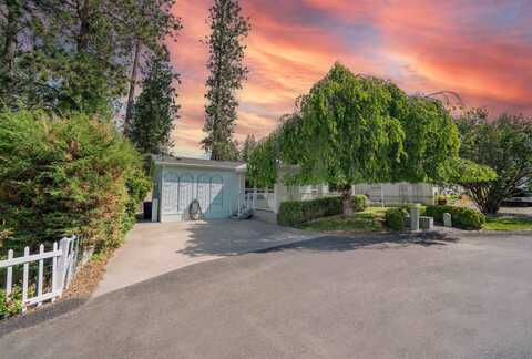 3307 E Valley Forge Ln, Mead, WA 99021