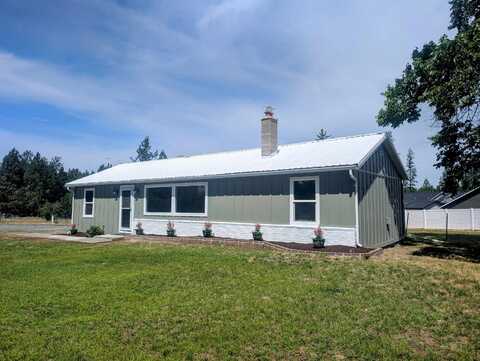 627 E 3RD Ave, Deer Park, WA 99006