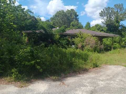 21 Queens Circle, Kingstree, SC 29556