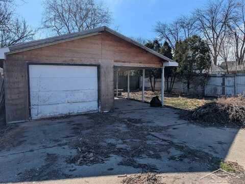 1813 Mackinaw, Saginaw, MI 48602
