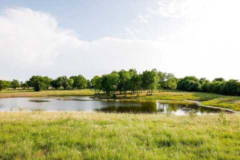 1504 Texas 237, Burton, TX 77835