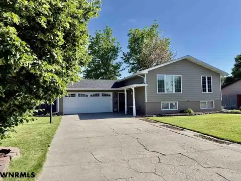 1414 W 14TH STREET, Scottsbluff, NE 69361