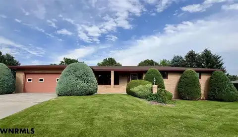 3327 LILAC DR, Scottsbluff, NE 69361