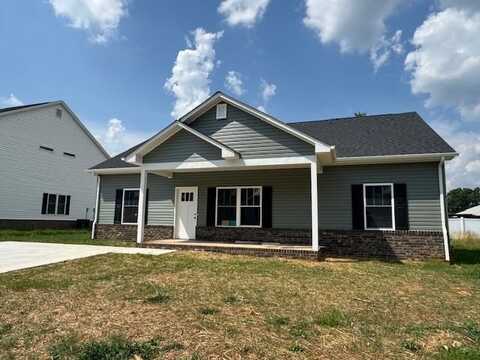 467 North Ave, Appomattox, VA 24522