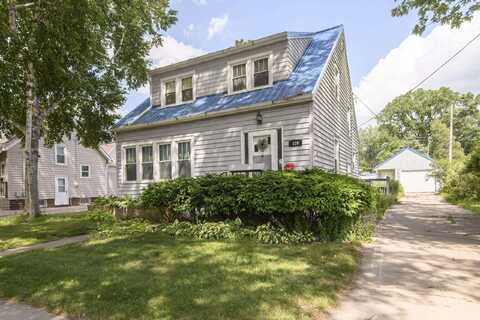 310 S Wilson Avenue, Jefferson, WI 53549