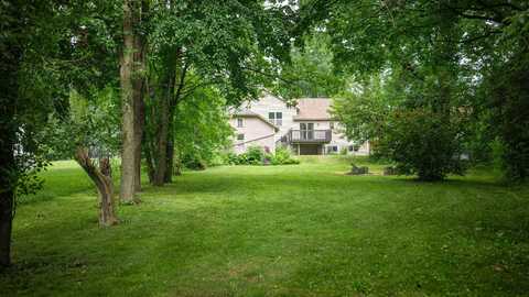 301 Lincoln Avenue, Reeseville, WI 53579