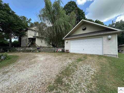 212 S Olive, Windsor, MO 65360