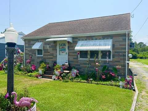 7158 BUNTING RD, CHINCOTEAGUE, VA 23336