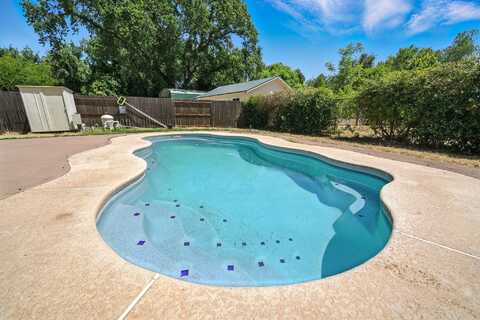 3385 Pioneer Lane, Redding, CA 96001