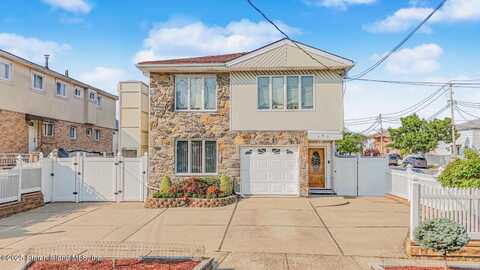 197 Slater Boulevard, Staten Island, NY 10305
