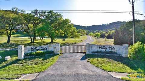 134 Valley Vista Drive, Concan, TX 78838