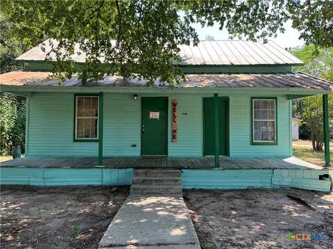 303 N Rusk Avenue, Cameron, TX 76520