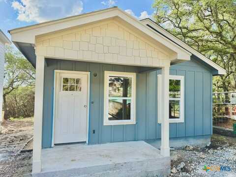 709 Burr Oak Lane, Canyon Lake, TX 78133