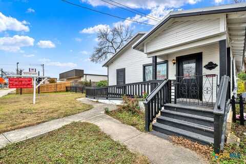 608 S Guadalupe Street, San Marcos, TX 78666