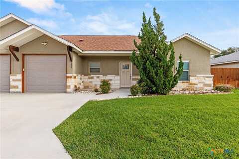 152 Navarro Crossing, Seguin, TX 78155
