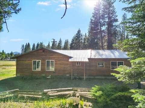 25017 C Street, Klamath Falls, OR 97601