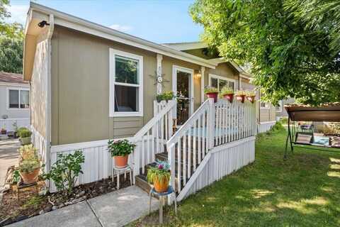 10 E South Stage Road, Medford, OR 97501