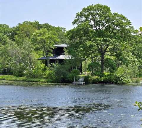 17 Jamaica Way, North Kingstown, RI 02852