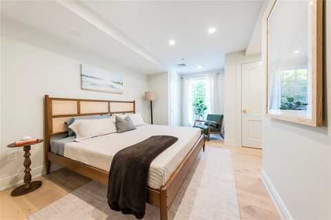 10 Brown & Howard Wharf, Newport, RI 02840