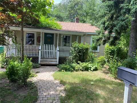 163 Reynolds Avenue, Warwick, RI 02889
