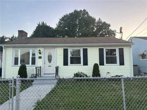 79 Memorial Drive, Pawtucket, RI 02860