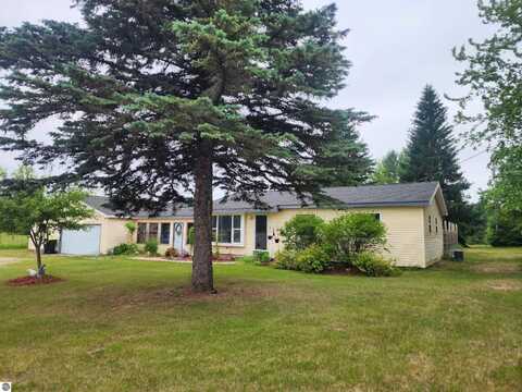 1640 E M 72, Kalkaska, MI 49646