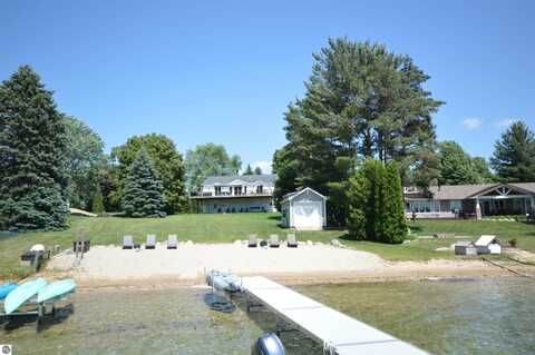 238 S East Silver Lake Road, Traverse City, MI 49684