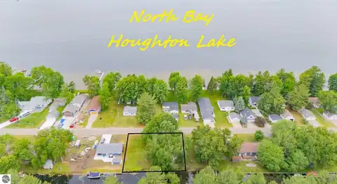 XXX Long Point, Houghton Lake, MI 48629
