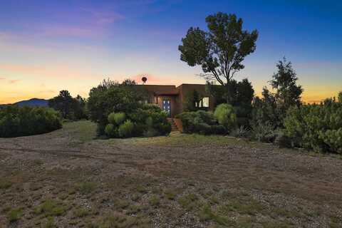 11 Mesa Sea Road, Arroyo Hondo, NM 87513
