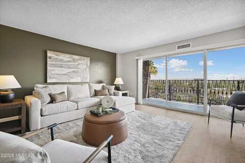 425A W Paseo Redondo Drive, Tucson, AZ 85701