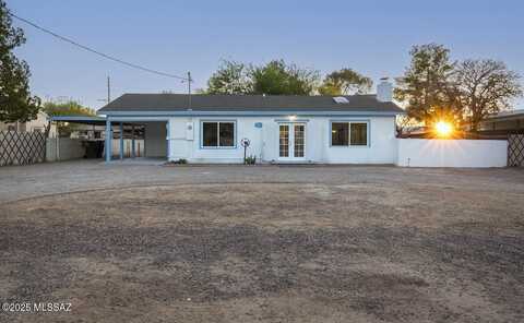 2707 N Nordic Lane, Tucson, AZ 85716