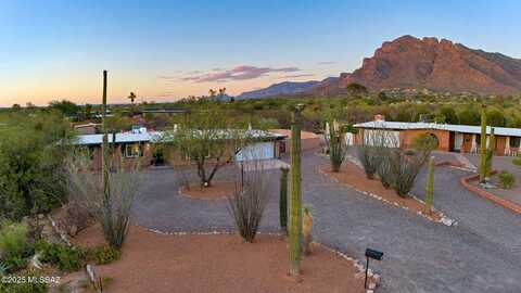 652 W Camino Del Oro, Tucson, AZ 85704