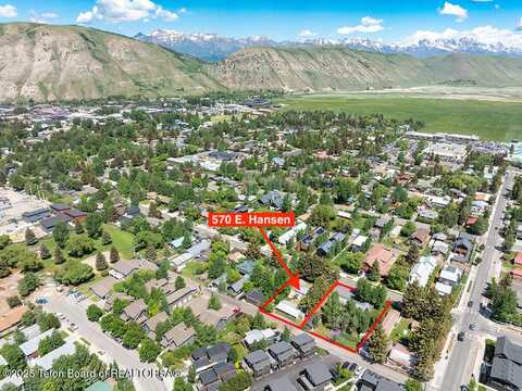 570 E HANSEN Avenue, Jackson, WY 83001