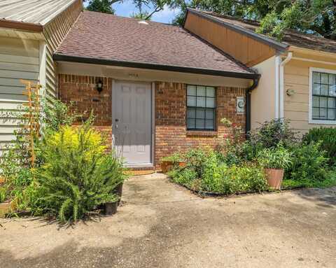 924 S Lipona Road, Tallahassee, FL 32304