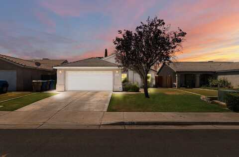 235 W Pilot Avenue, Bakersfield, CA 93308