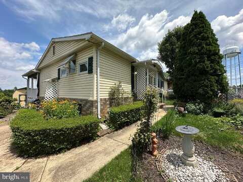 213 W HIGH STREET, SHARPSBURG, MD 21782