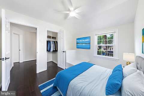 2822 LORCOM LANE, ARLINGTON, VA 22207