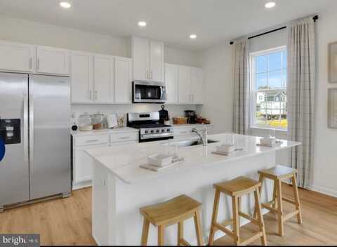 121 MALIBU DRIVE, EGG HARBOR TOWNSHIP, NJ 08234