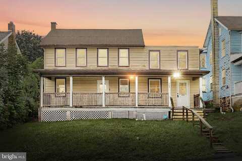 865 E MARKET STREET, MOUNT WOLF, PA 17347