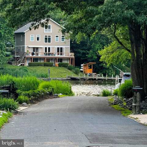 124 SHORE ROAD, ARNOLD, MD 21012