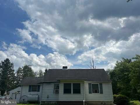 2012 E MAIN STREET, DOUGLASSVILLE, PA 19518