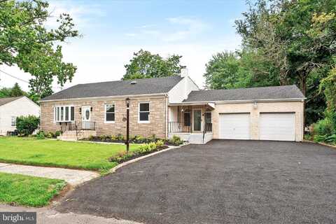 583 EDINBURG ROAD, TRENTON, NJ 08619
