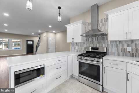 32a WEST STREET, BORDENTOWN, NJ 08505
