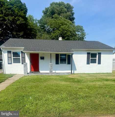 49 MEMORIAL DRIVE, NEW CASTLE, DE 19720