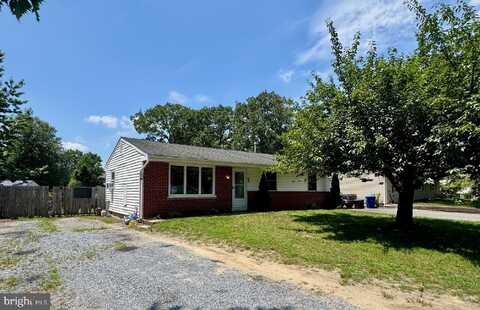 6 KAROK LANE, BROWNS MILLS, NJ 08015