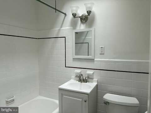 940 E VERNON ROAD, PHILADELPHIA, PA 19150